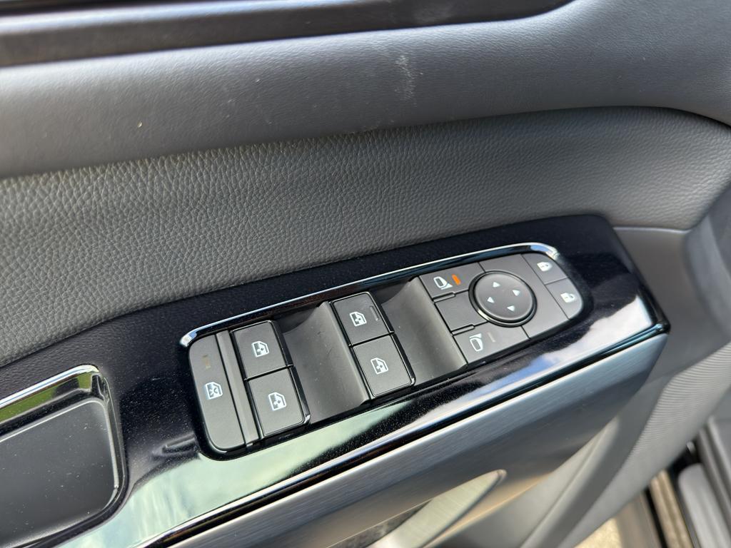 new 2025 Nissan Pathfinder car, priced at $46,365