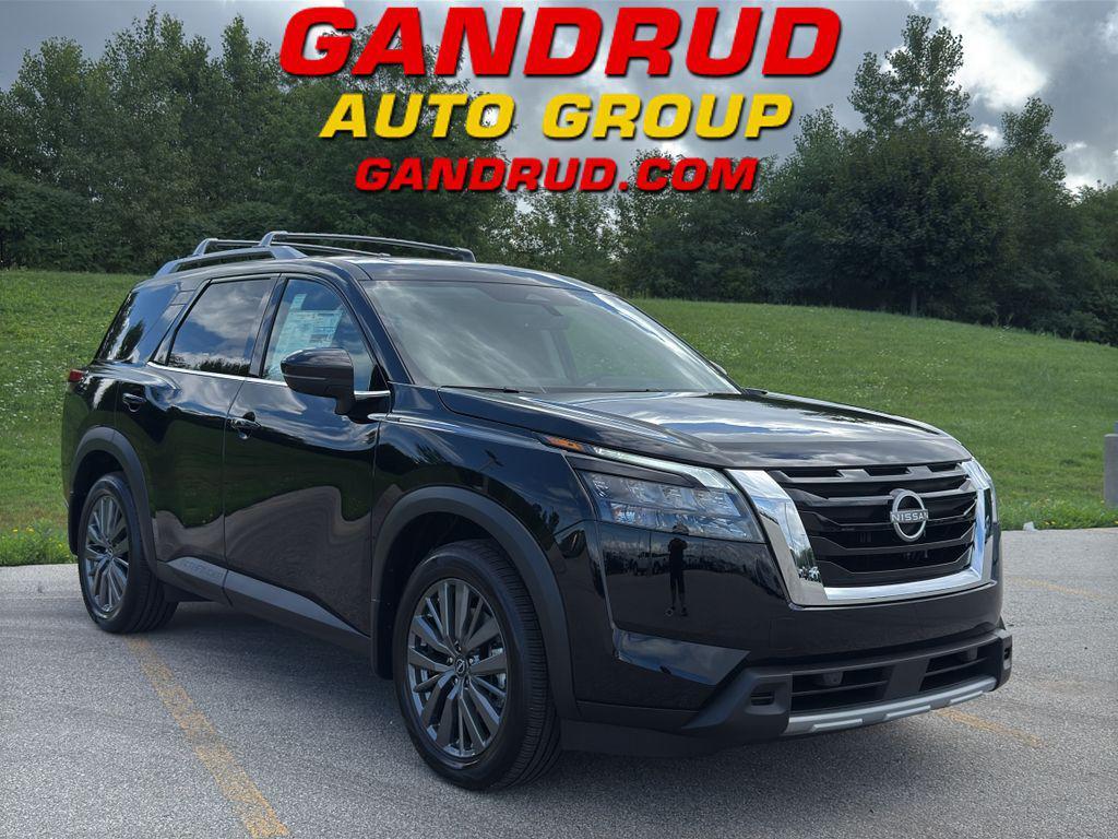 new 2025 Nissan Pathfinder car, priced at $46,365