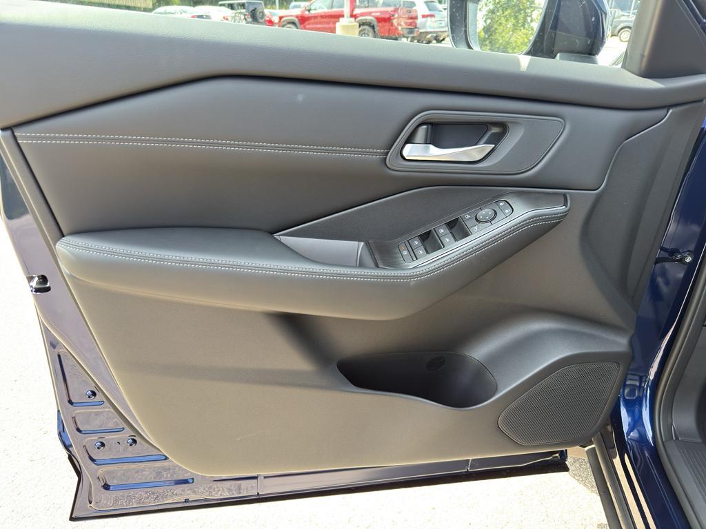 new 2026 Nissan Rogue car, priced at $33,521