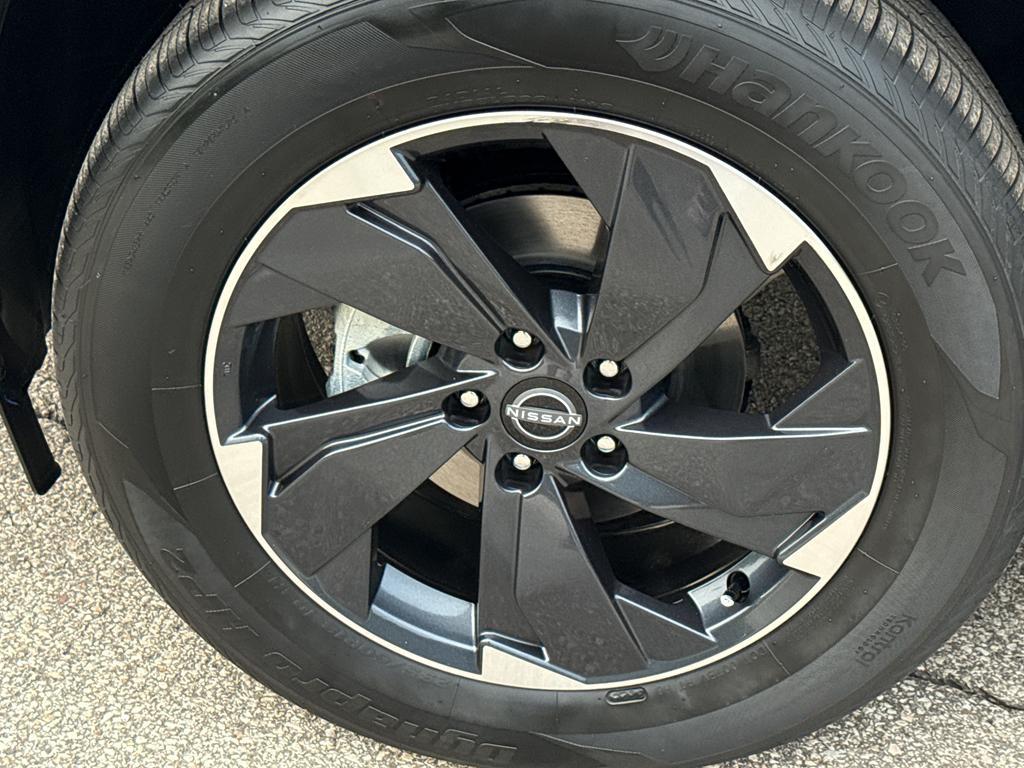 new 2026 Nissan Rogue car, priced at $33,683