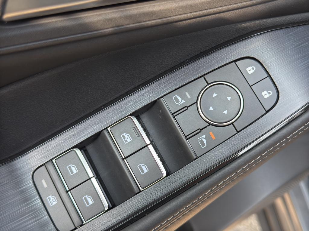 new 2025 Nissan Rogue car, priced at $37,268