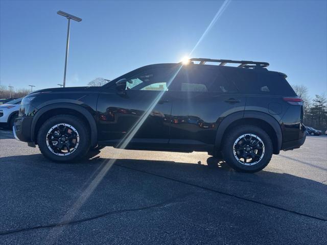 new 2025 Nissan Pathfinder car, priced at $44,287