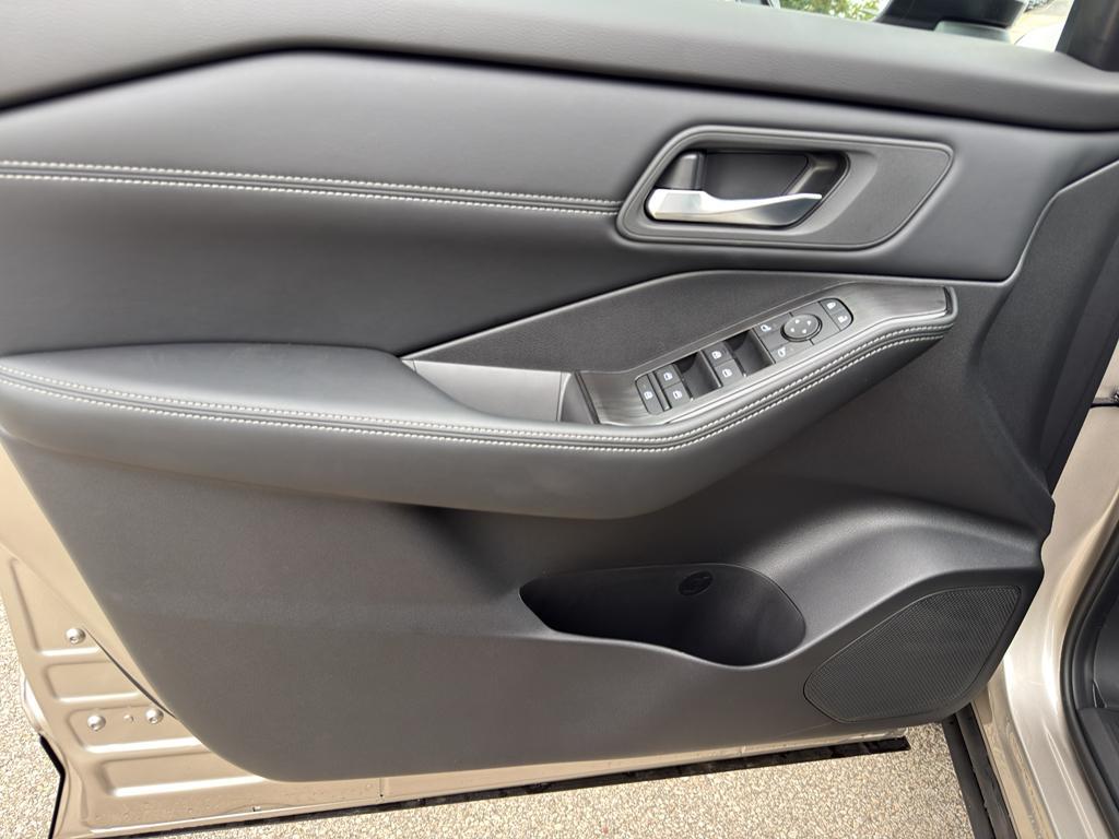 new 2026 Nissan Rogue car, priced at $33,499