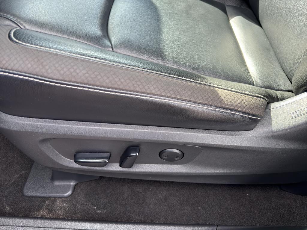 used 2023 Nissan Pathfinder car, priced at $33,790