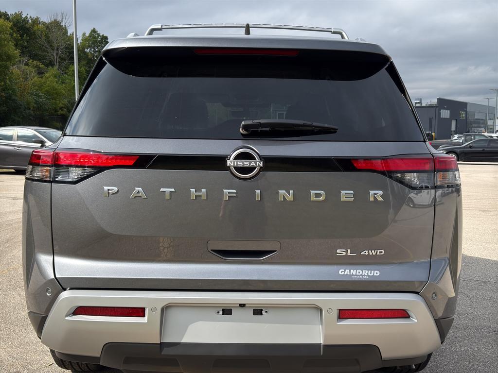 new 2025 Nissan Pathfinder car, priced at $42,186