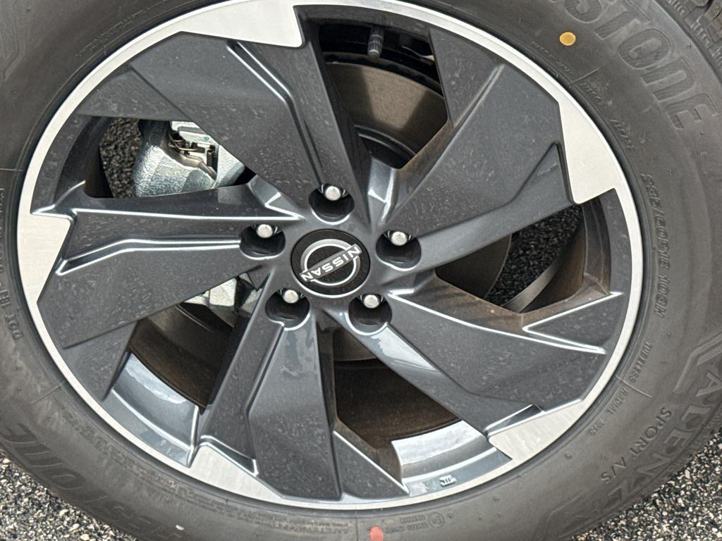 new 2026 Nissan Rogue car, priced at $33,499