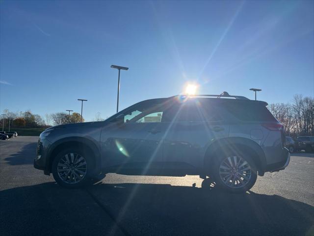 new 2025 Nissan Pathfinder car, priced at $47,365