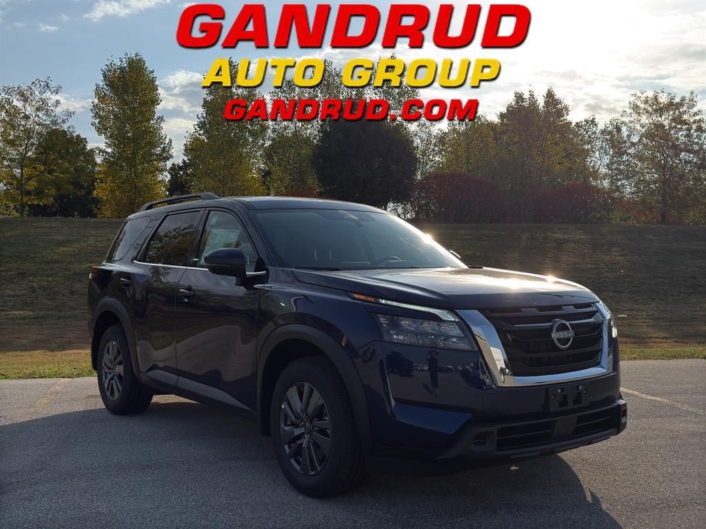 new 2025 Nissan Pathfinder car, priced at $39,495