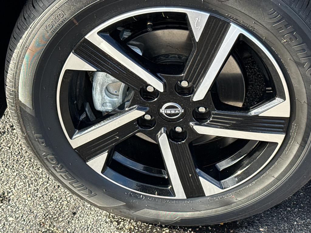 new 2025 Nissan Sentra car, priced at $21,999