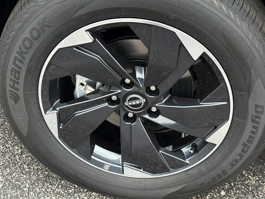 new 2026 Nissan Rogue car, priced at $33,899