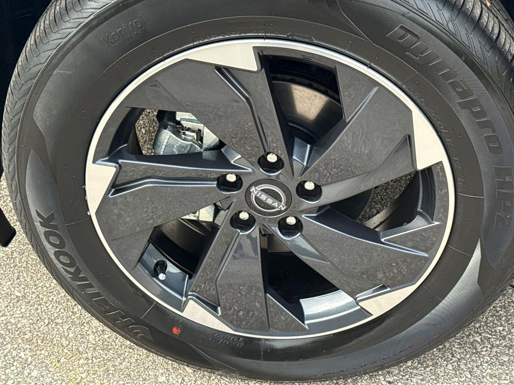 new 2026 Nissan Rogue car, priced at $31,959