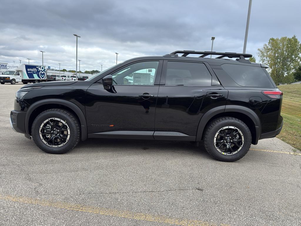 new 2025 Nissan Pathfinder car, priced at $42,399