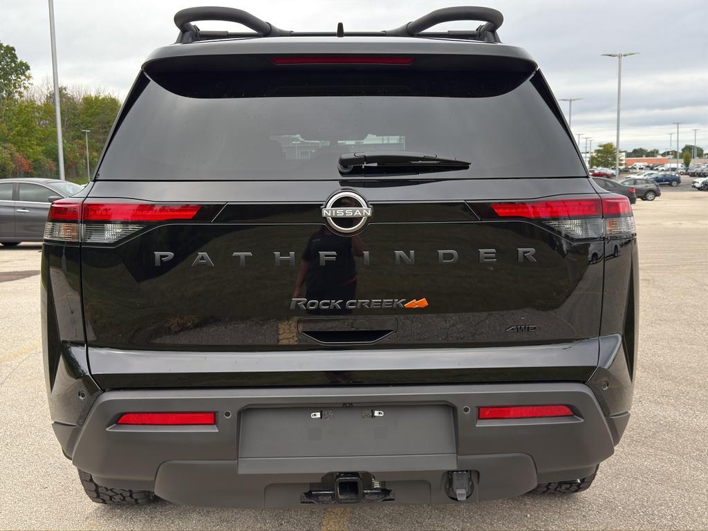 new 2025 Nissan Pathfinder car, priced at $42,399