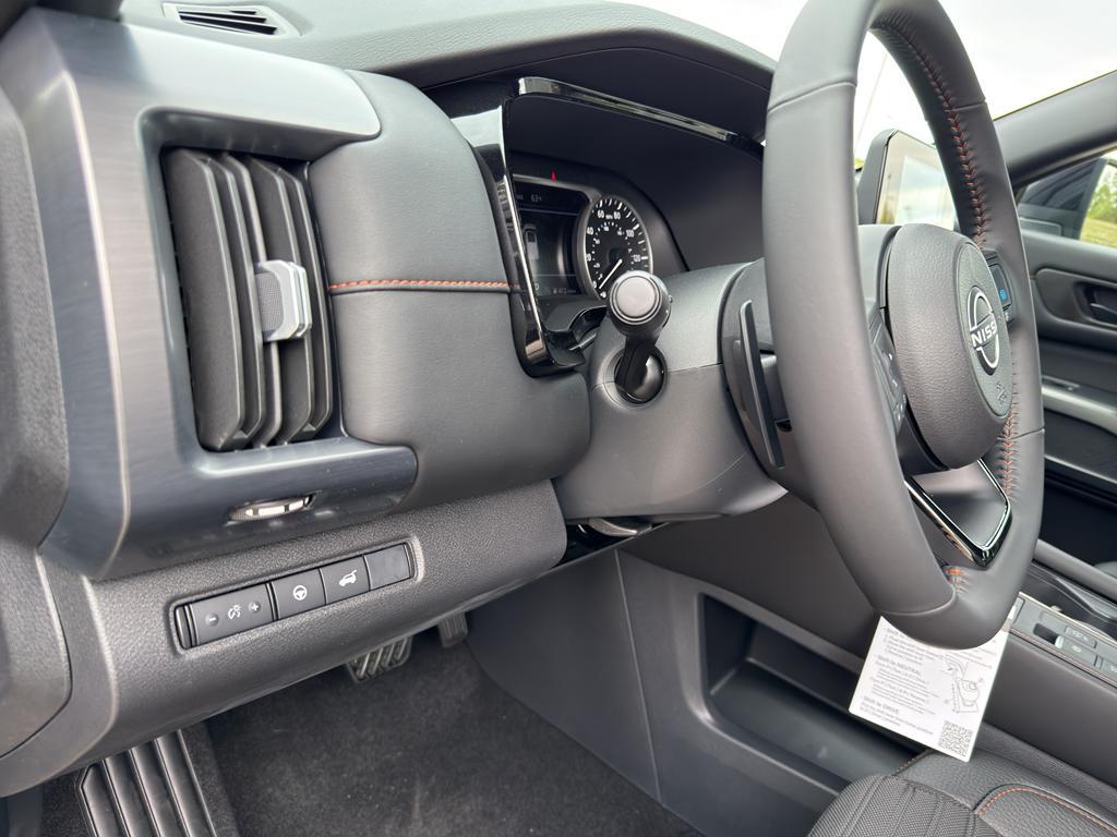 new 2025 Nissan Pathfinder car, priced at $42,399