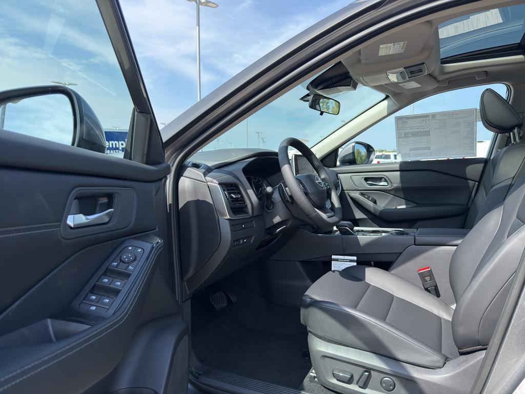 new 2026 Nissan Rogue car, priced at $33,683