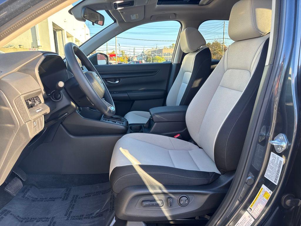 used 2023 Honda CR-V car, priced at $28,999