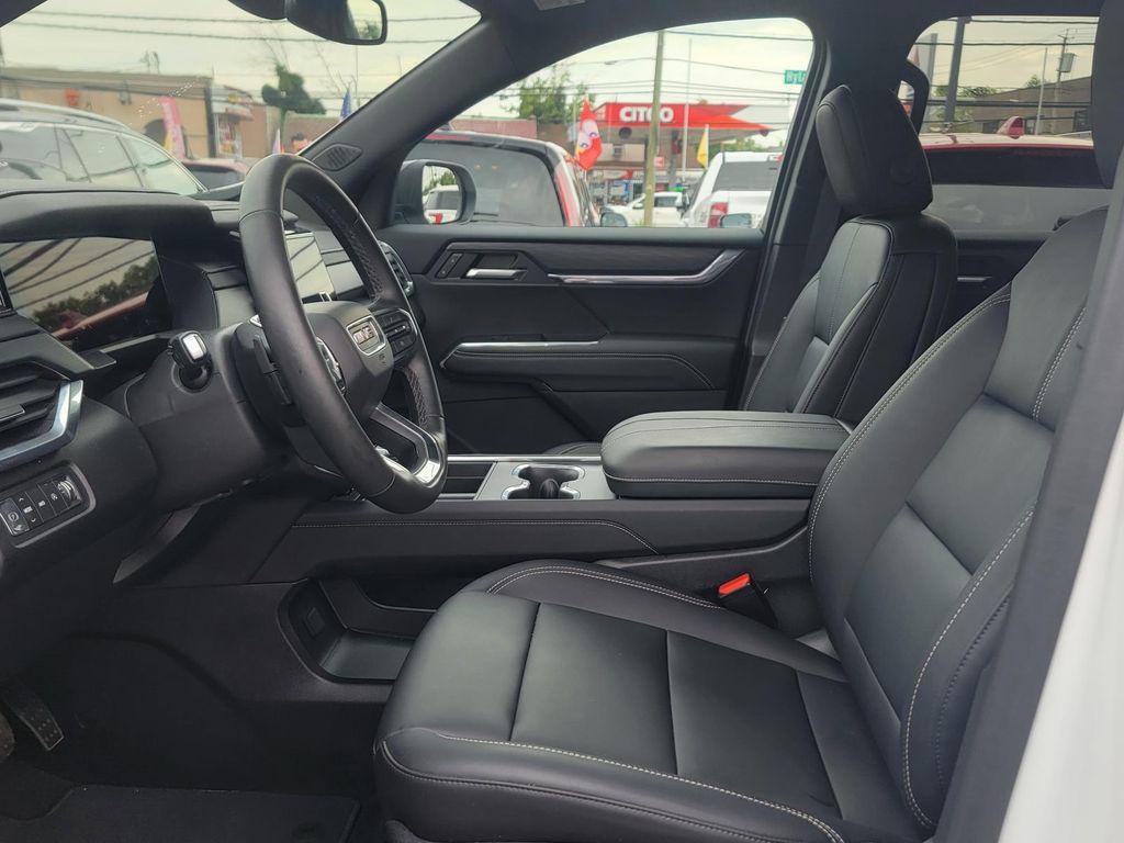 used 2024 GMC Acadia car, priced at $39,985