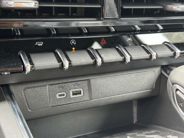 new 2025 GMC Canyon car, priced at $40,095