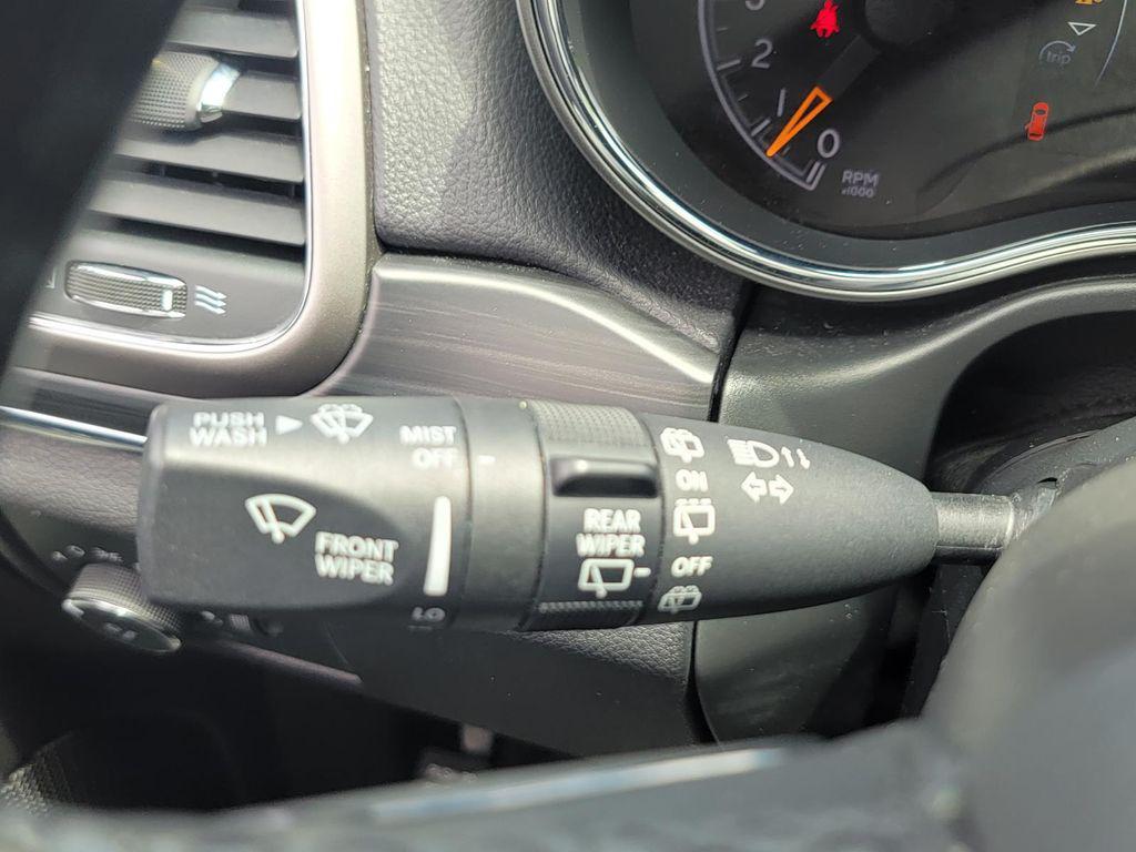 used 2020 Jeep Grand Cherokee car, priced at $20,000