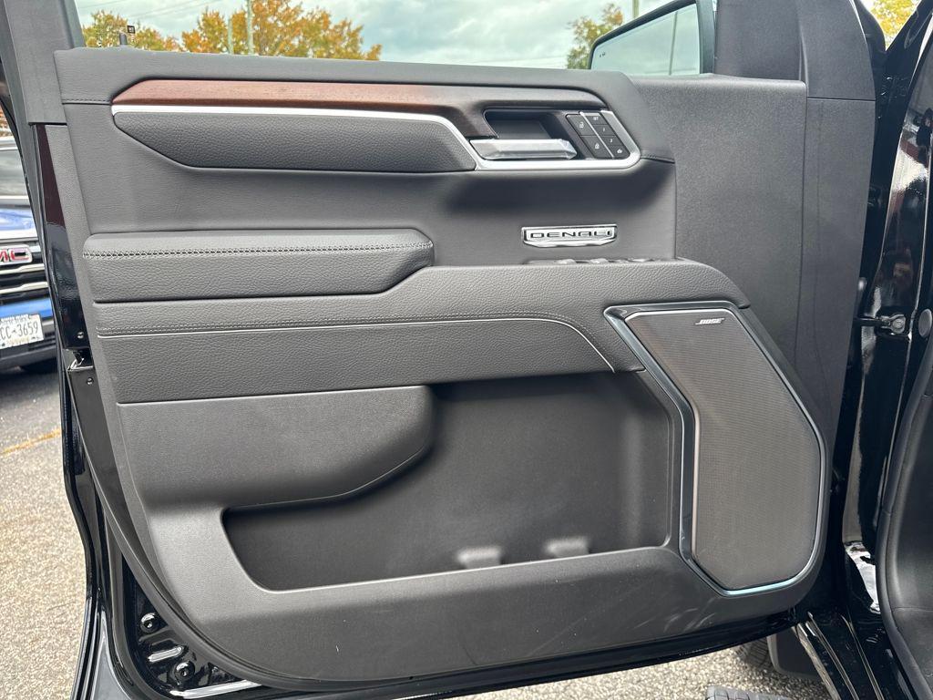 new 2026 GMC Sierra 1500 car, priced at $58,390