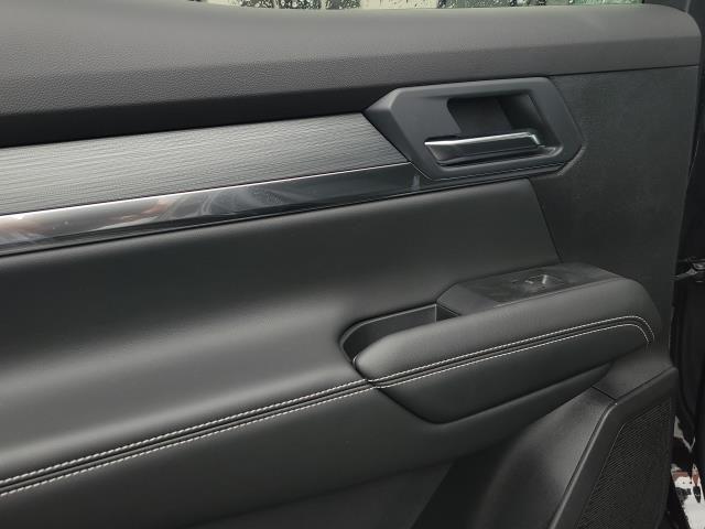 new 2025 GMC Terrain car, priced at $33,890