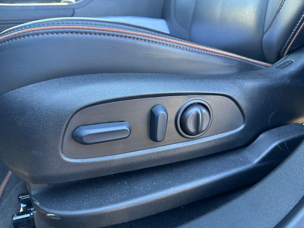 used 2023 GMC Acadia car, priced at $33,551