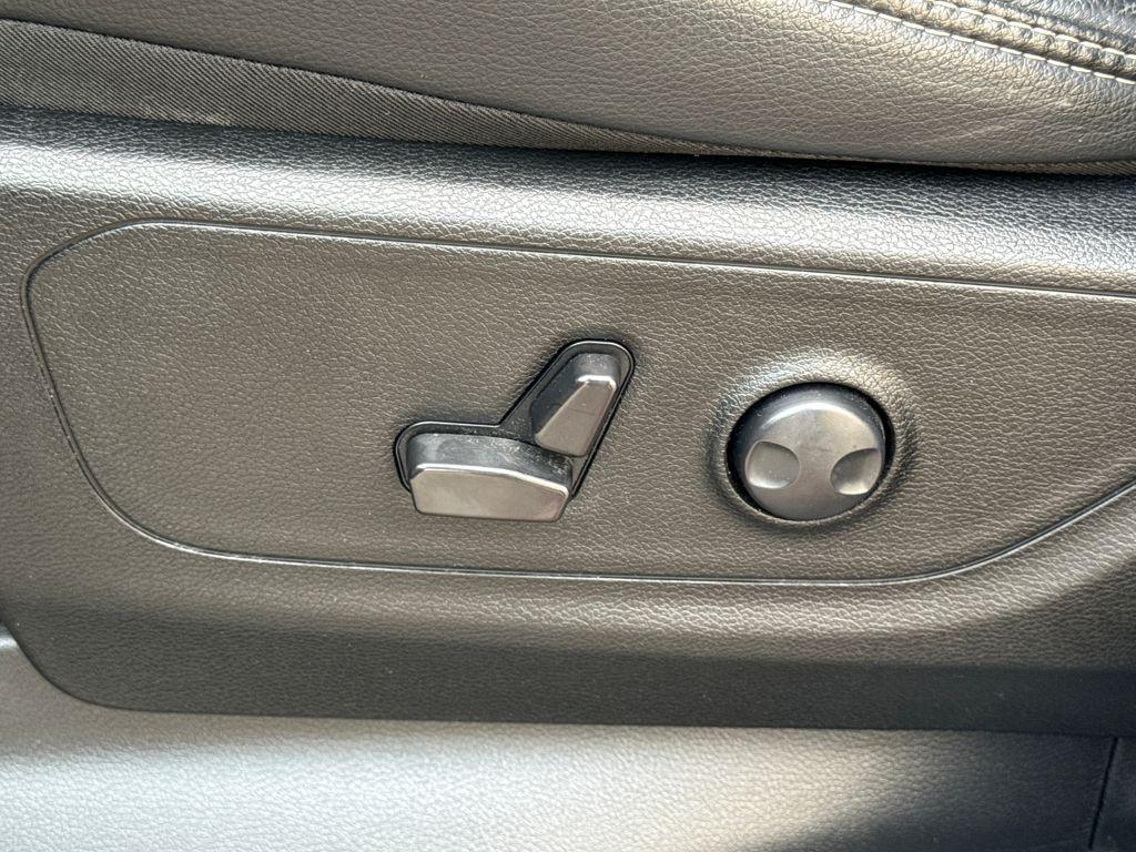 used 2023 Ram 1500 car, priced at $46,577