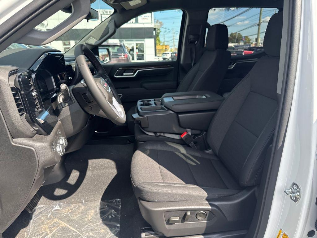 new 2026 GMC Sierra 1500 car, priced at $57,495