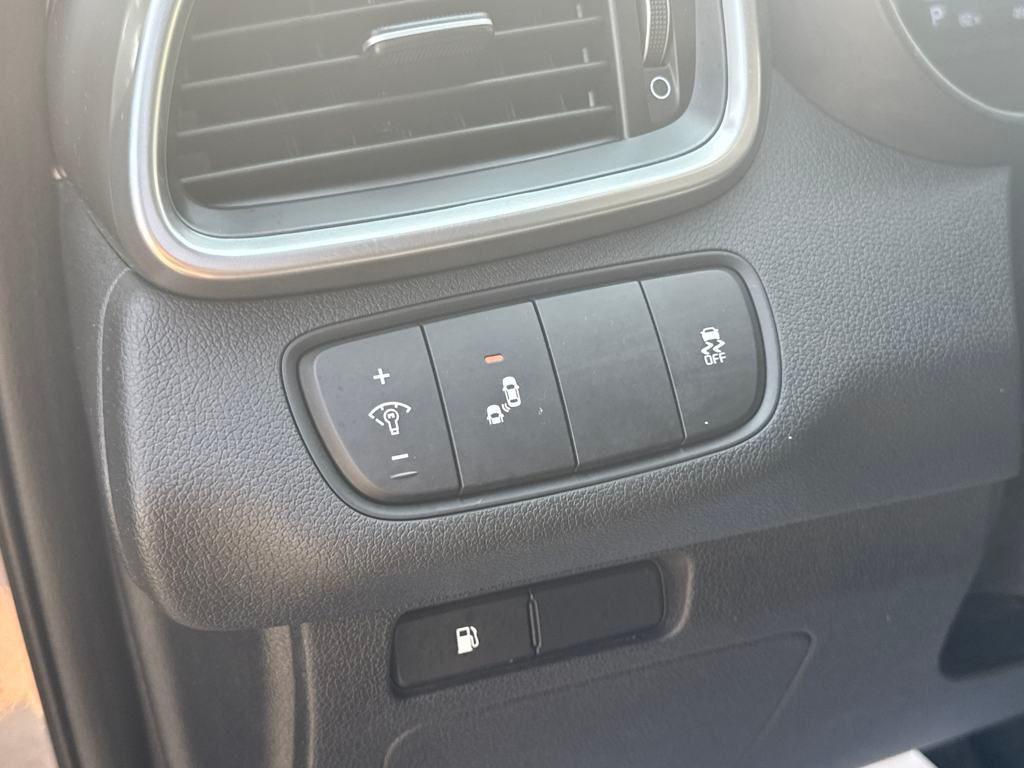 used 2019 Kia Sorento car, priced at $18,853