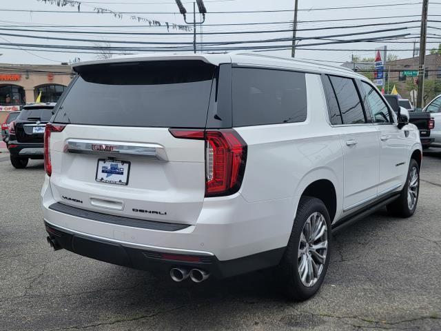 new 2024 GMC Yukon XL car, priced at $90,000