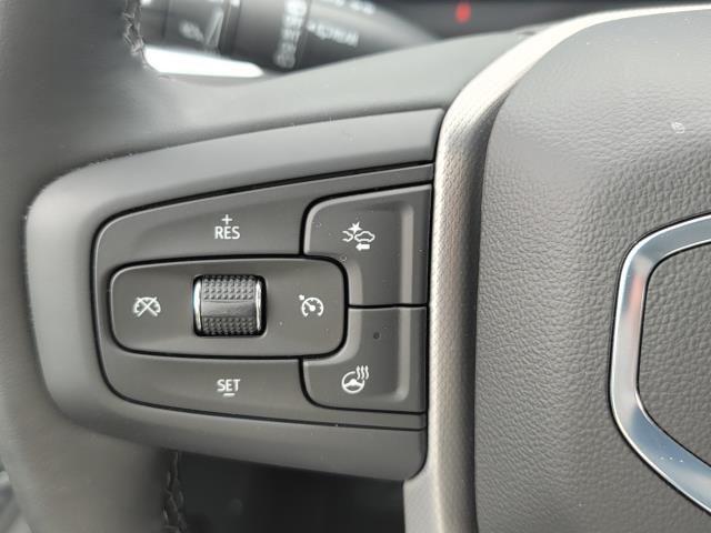 new 2024 GMC Yukon XL car, priced at $90,000