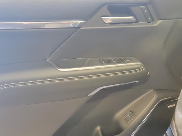 new 2025 GMC Acadia car, priced at $49,425