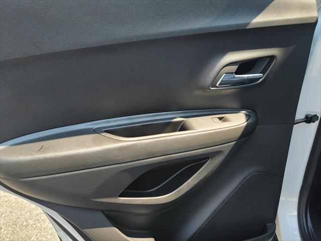 used 2022 Chevrolet Trax car, priced at $17,480