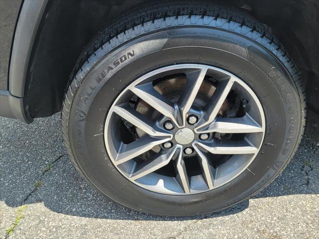 used 2017 Jeep Grand Cherokee car, priced at $15,000