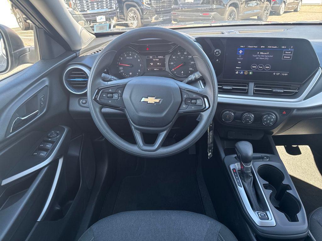 used 2024 Chevrolet Trax car, priced at $18,999