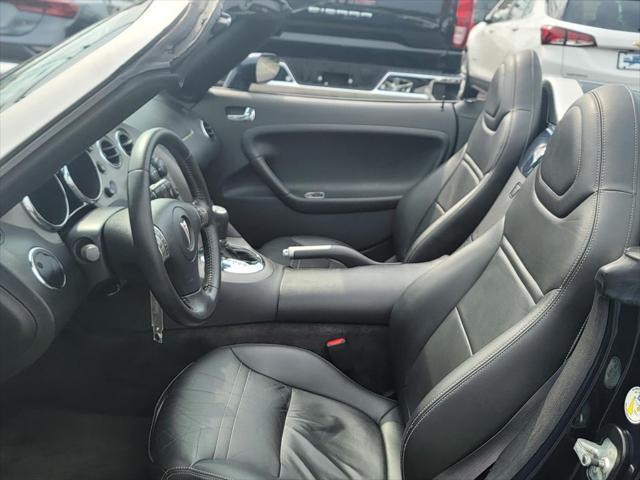 used 2006 Pontiac Solstice car, priced at $9,885