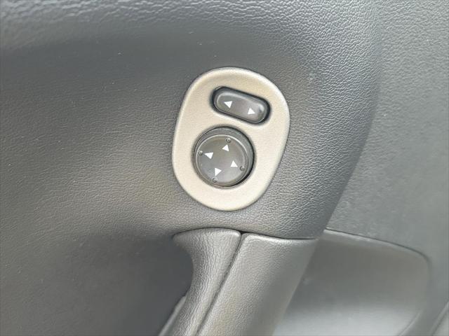 used 2006 Pontiac Solstice car, priced at $9,885