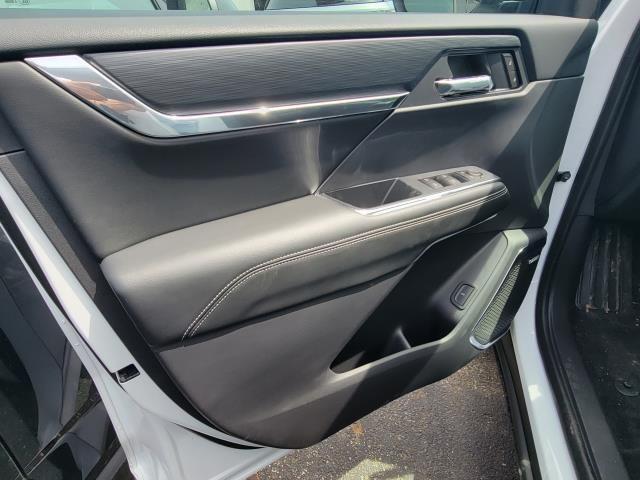 new 2025 GMC Acadia car, priced at $49,030
