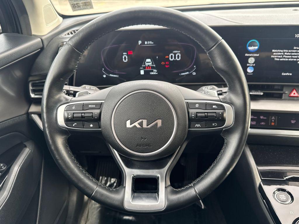 used 2023 Kia Sportage Hybrid car, priced at $25,999