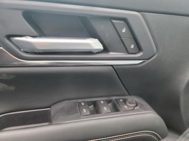 new 2025 GMC Terrain car, priced at $33,890