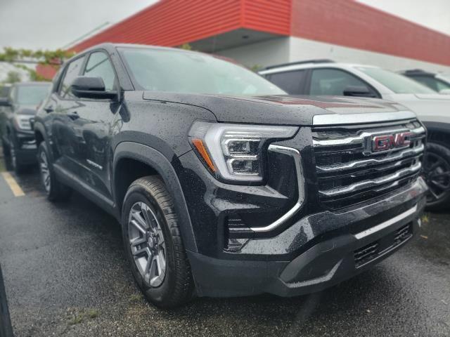 new 2025 GMC Terrain car, priced at $33,890