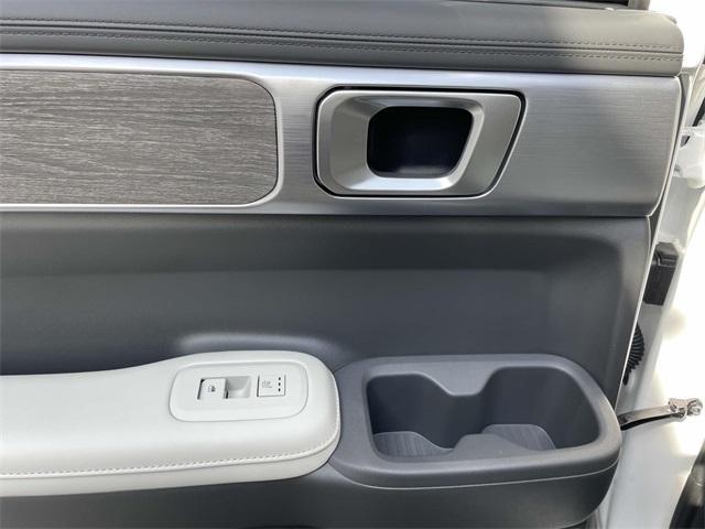 new 2025 Hyundai Santa Fe car, priced at $45,888