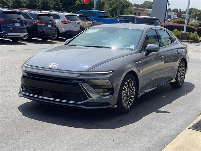 new 2024 Hyundai Sonata Hybrid car, priced at $29,321