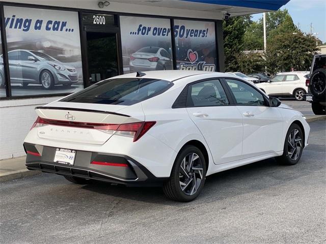 new 2025 Hyundai Elantra car, priced at $22,438