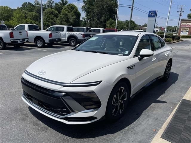 new 2025 Hyundai Sonata car, priced at $27,432