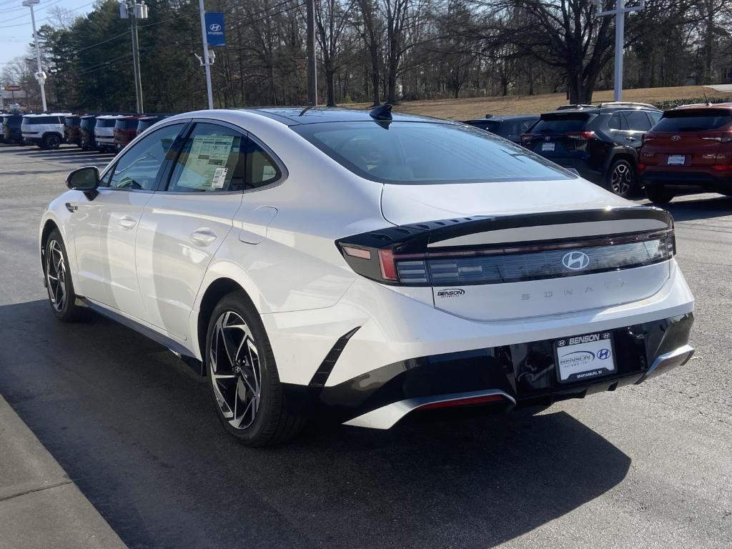 new 2025 Hyundai Sonata car, priced at $31,695