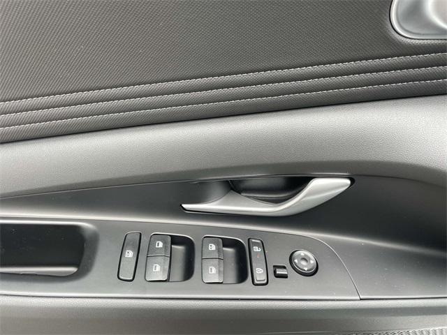 new 2025 Hyundai Elantra car, priced at $26,009