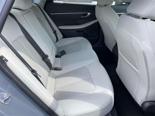 new 2025 Hyundai Sonata car, priced at $27,116