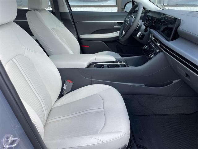new 2025 Hyundai Sonata car, priced at $27,116