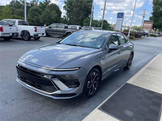 new 2025 Hyundai Sonata car, priced at $27,116